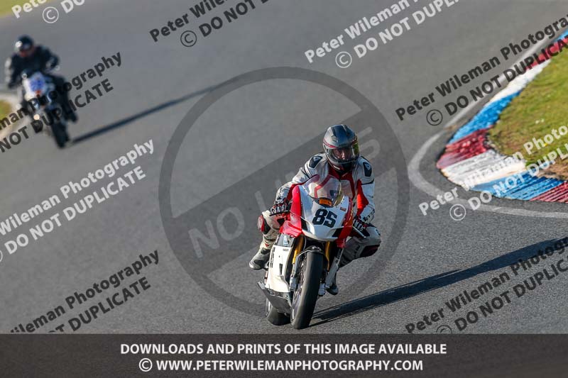 PJ Motorsport Photography 2018;enduro digital images;event digital images;eventdigitalimages;mallory park;mallory park photographs;mallory park trackday;mallory park trackday photographs;no limits trackdays;peter wileman photography;racing digital images;trackday digital images;trackday photos